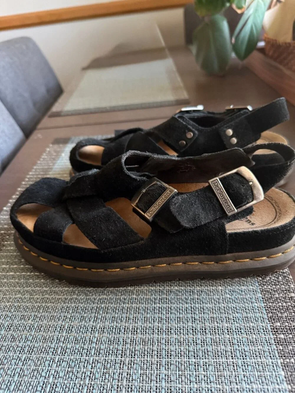 Dr. Martens Archive Fisherman Sandals in Black Suede -Size US W 8, US M 7, EU 39 - Picture 2 of 11